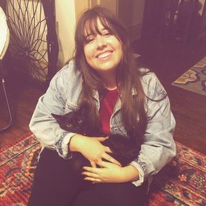 Meet your Posher, Olivia